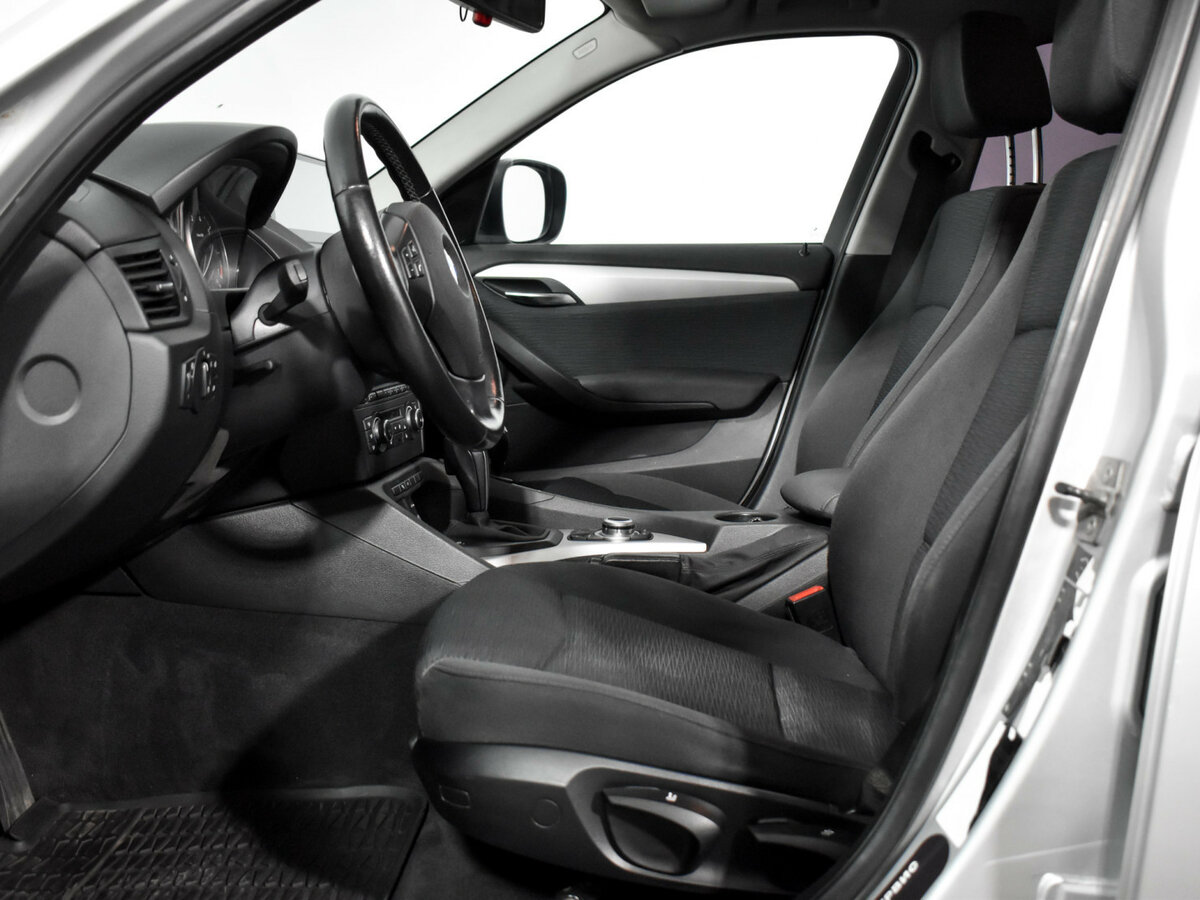 Купить BMW X1 с пробегом. Фото: #9