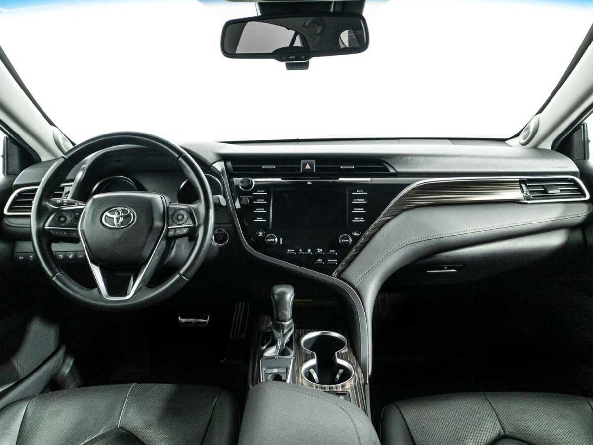 Купить Toyota Camry с пробегом. Фото: #12