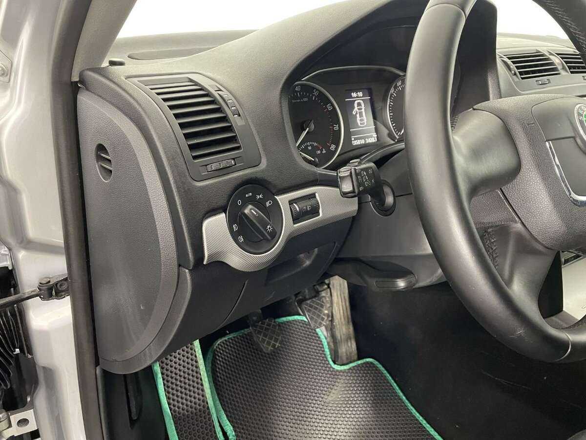 Купить Skoda Octavia с пробегом. Фото: #8