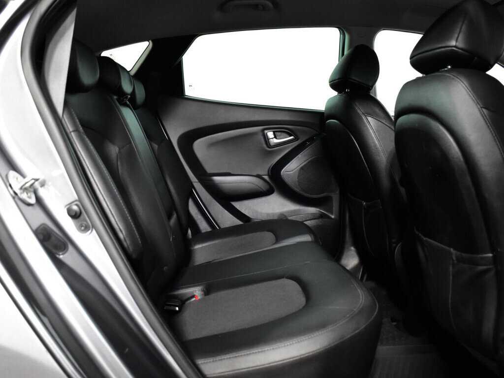 Купить Hyundai ix35 с пробегом. Фото: #9