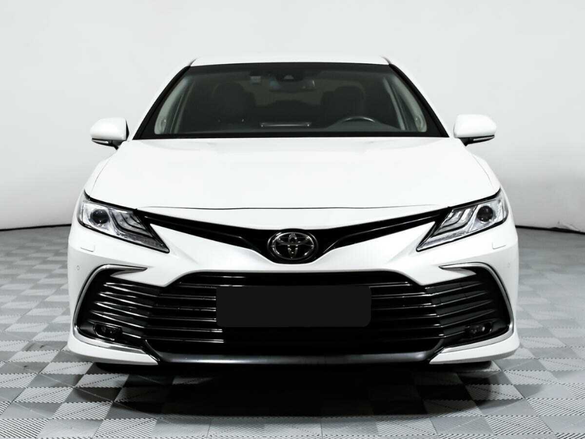 Купить Toyota Camry с пробегом. Фото: #1