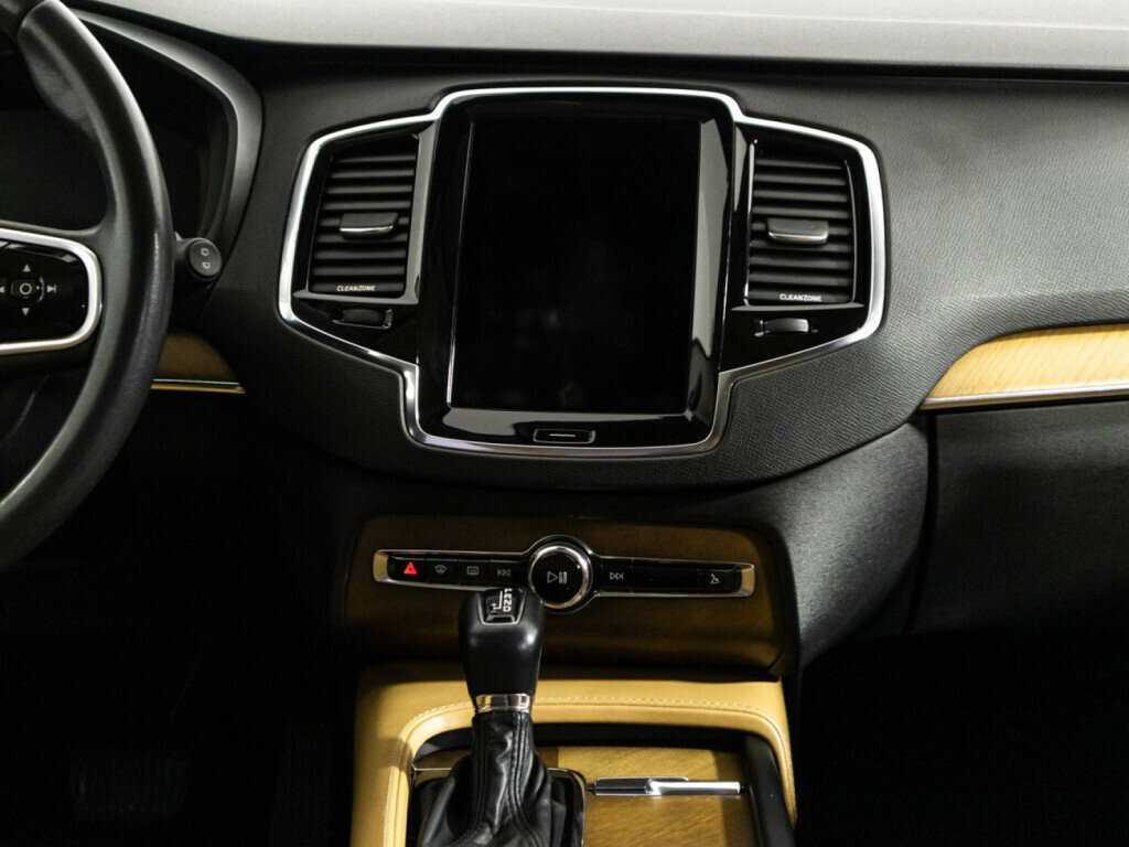 Купить Volvo XC90 с пробегом. Фото: #13