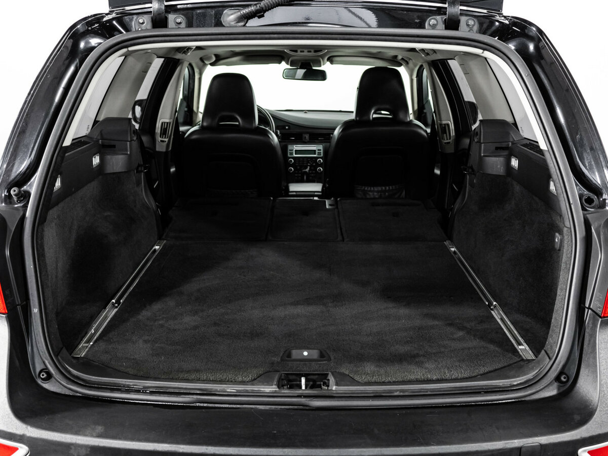 Купить Volvo XC70 с пробегом. Фото: #23