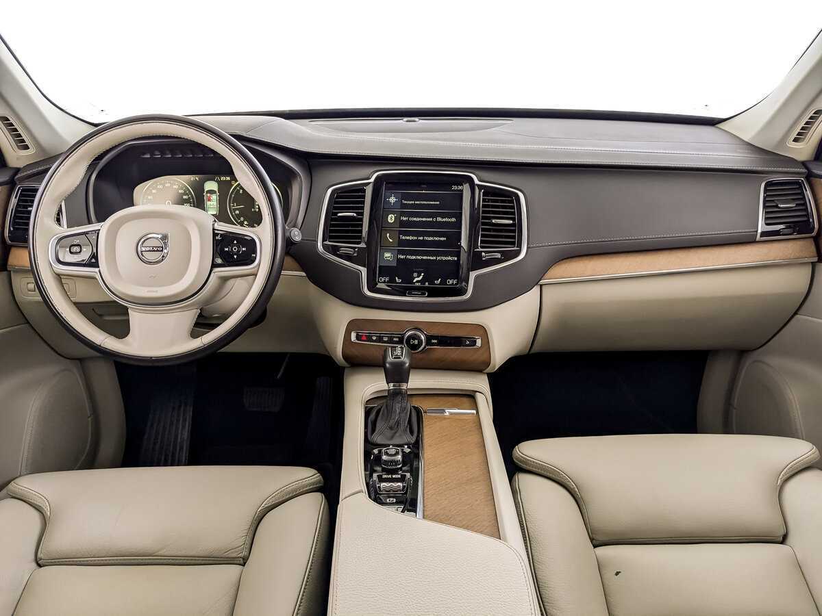Купить Volvo XC90 с пробегом. Фото: #11