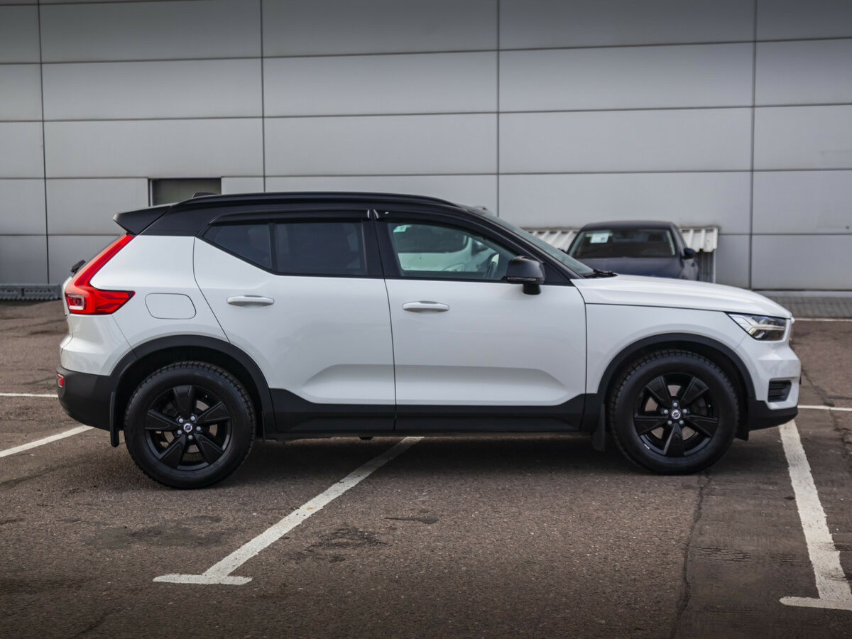 Купить Volvo XC40 с пробегом. Фото: #5
