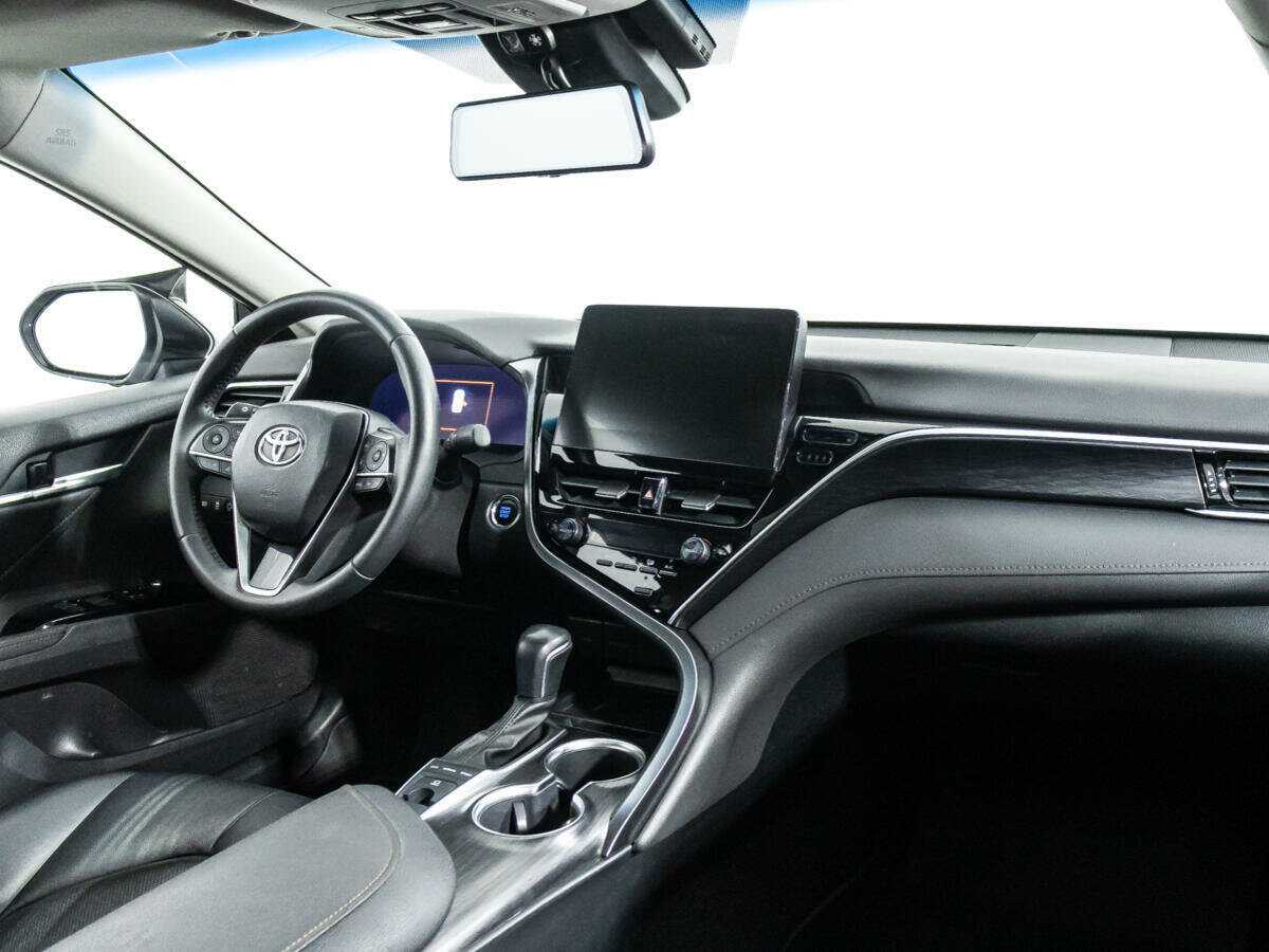 Купить Toyota Camry с пробегом. Фото: #8