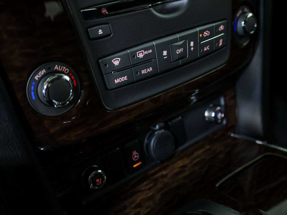 Купить Nissan Patrol с пробегом. Фото: #14