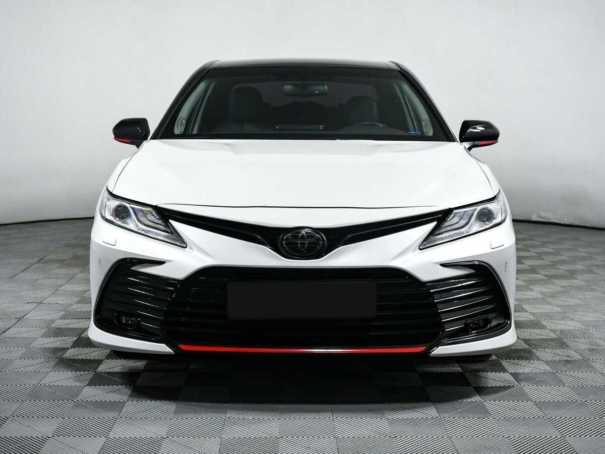 Купить Toyota Camry с пробегом. Фото: #1