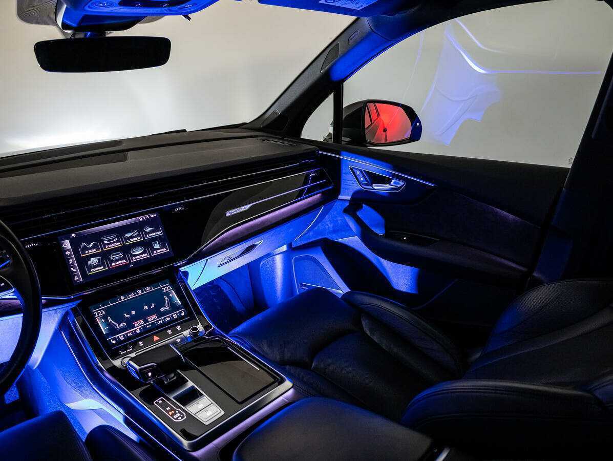 Купить Audi Q7 с пробегом. Фото: #18