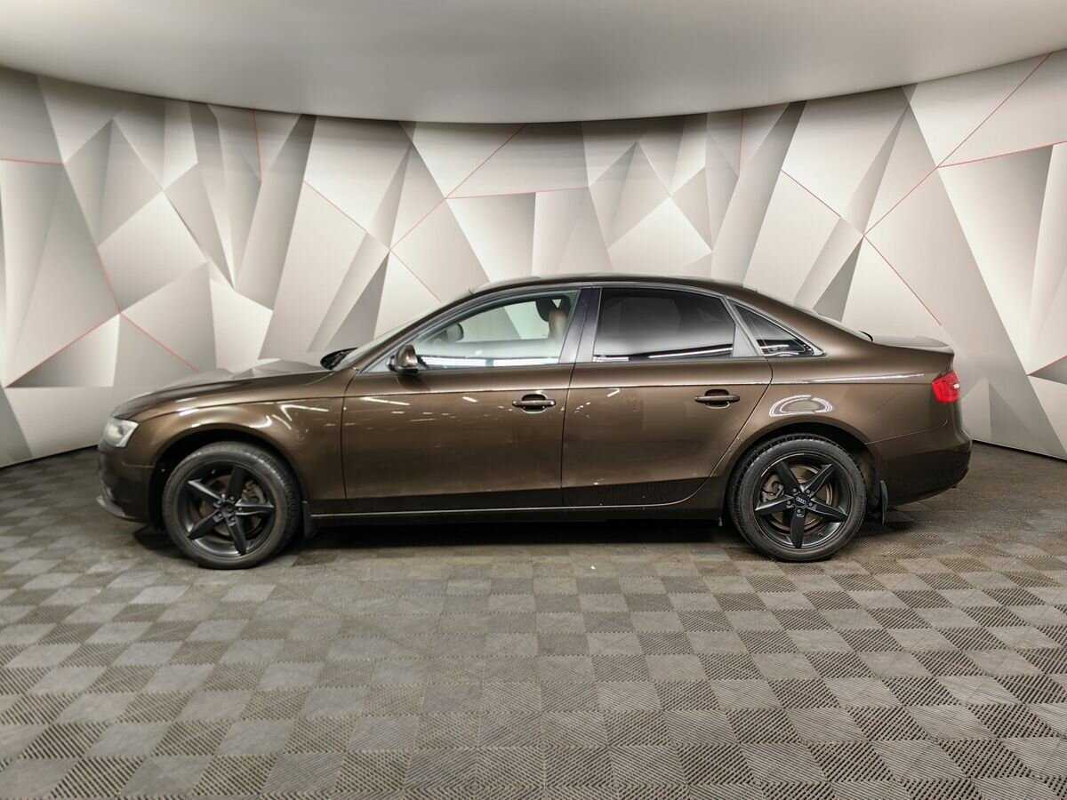 Купить Audi A4 с пробегом. Фото: #4
