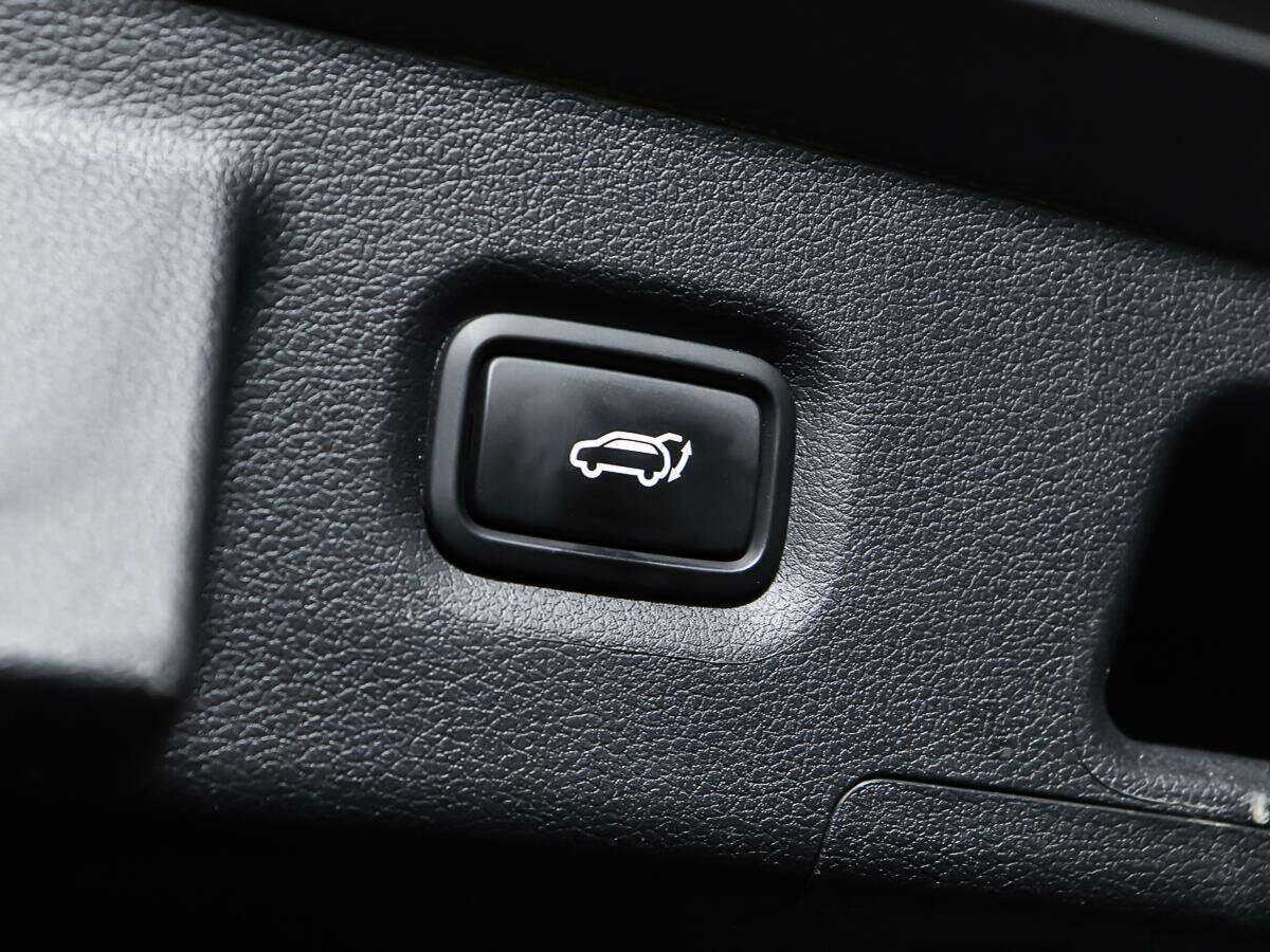 Купить Hyundai Santa Fe с пробегом. Фото: #16