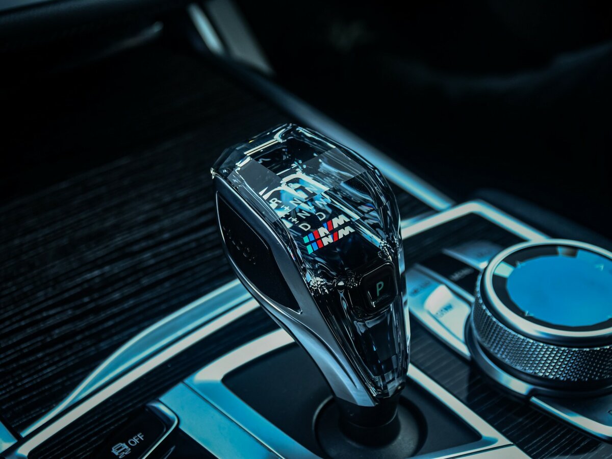 Купить BMW 7 серии с пробегом. Фото: #27