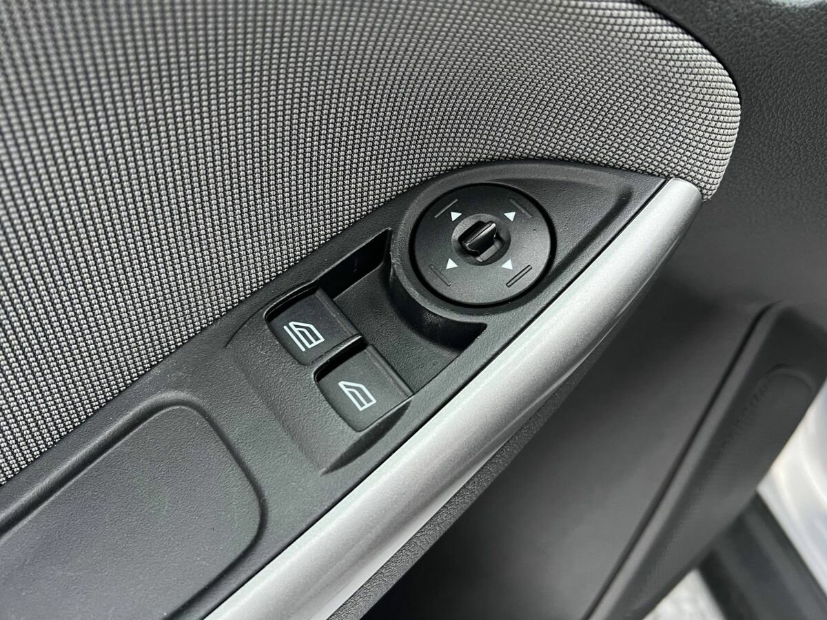 Купить Ford Focus с пробегом. Фото: #15
