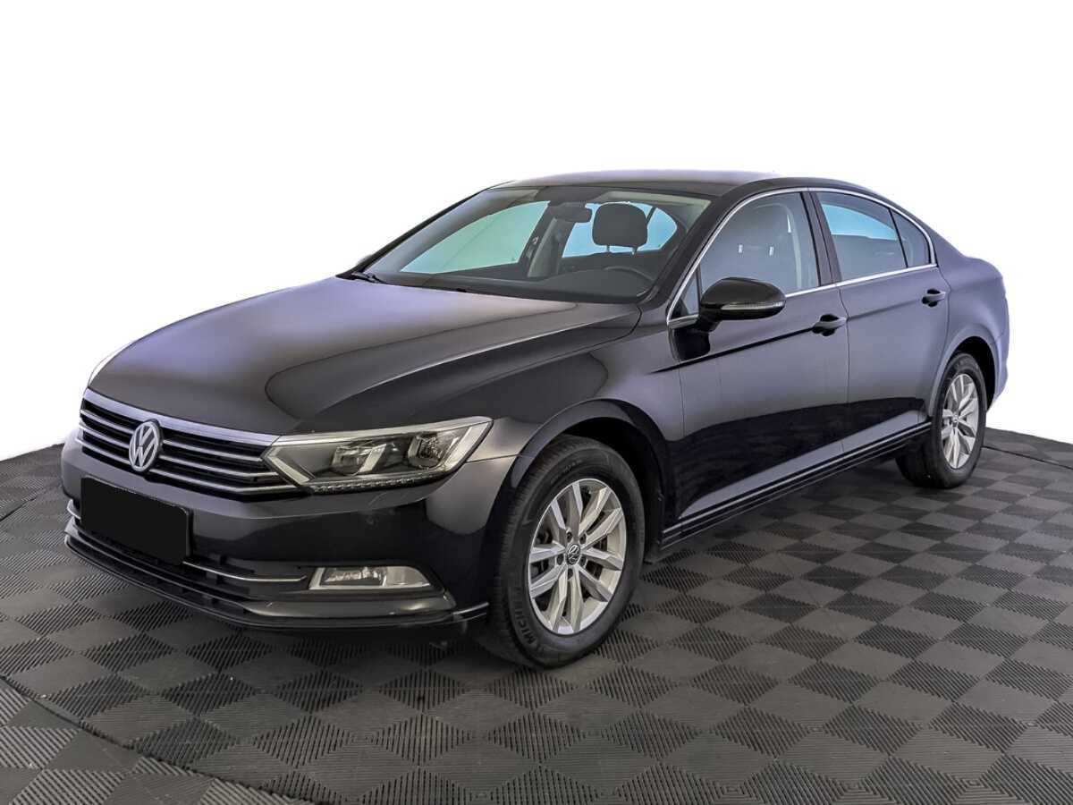 Купить Volkswagen Passat с пробегом. Посмотреть фото