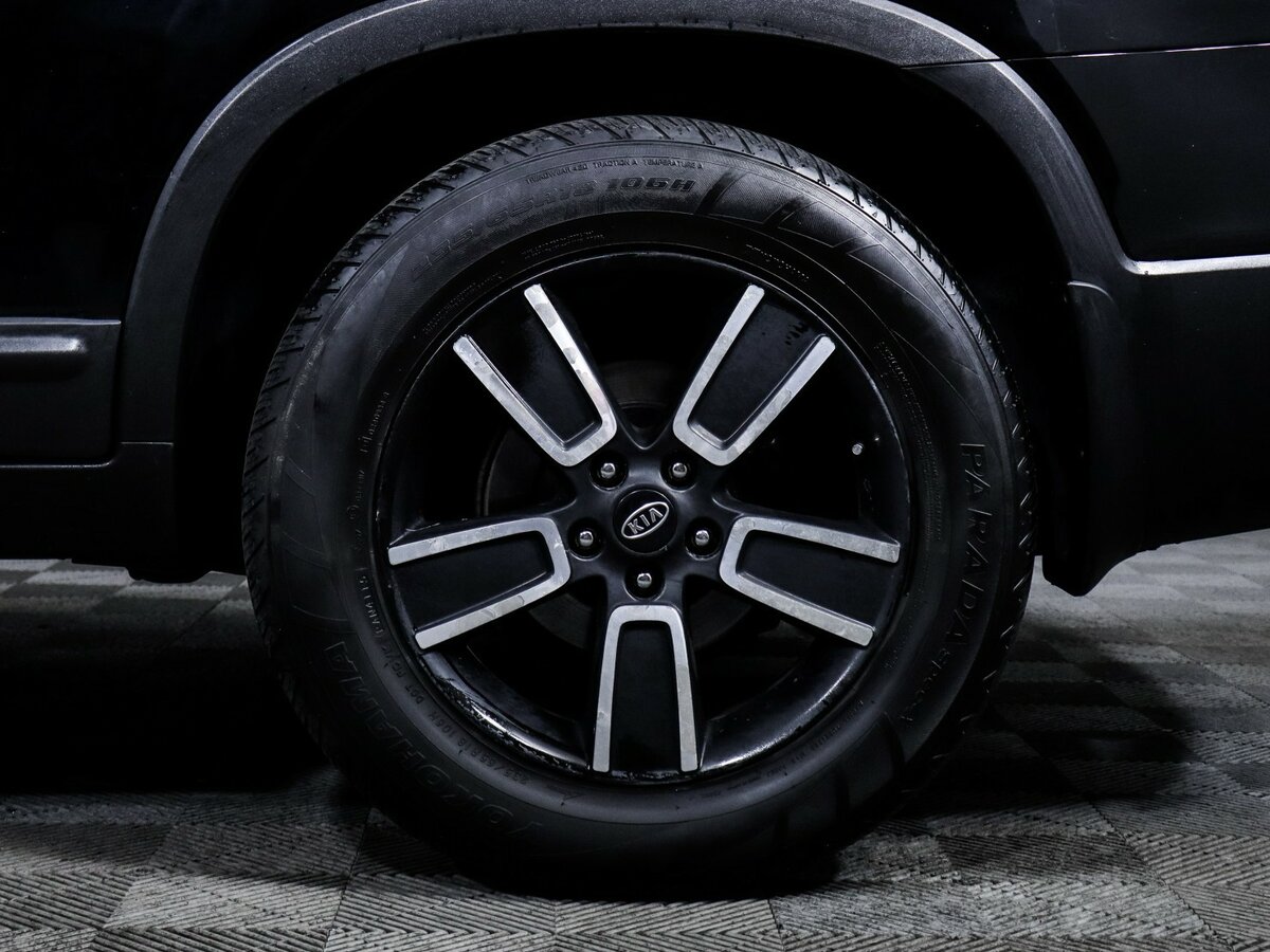 Купить Kia Sorento с пробегом. Фото: #11