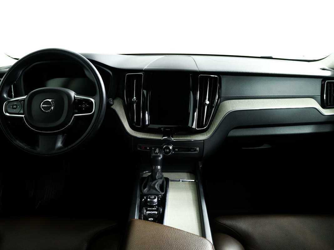 Купить Volvo XC60 с пробегом. Фото: #8