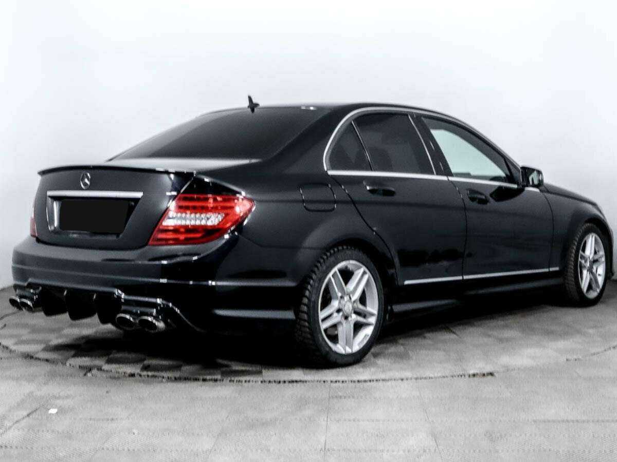 Купить Mercedes-Benz C-Класс с пробегом. Фото: #3