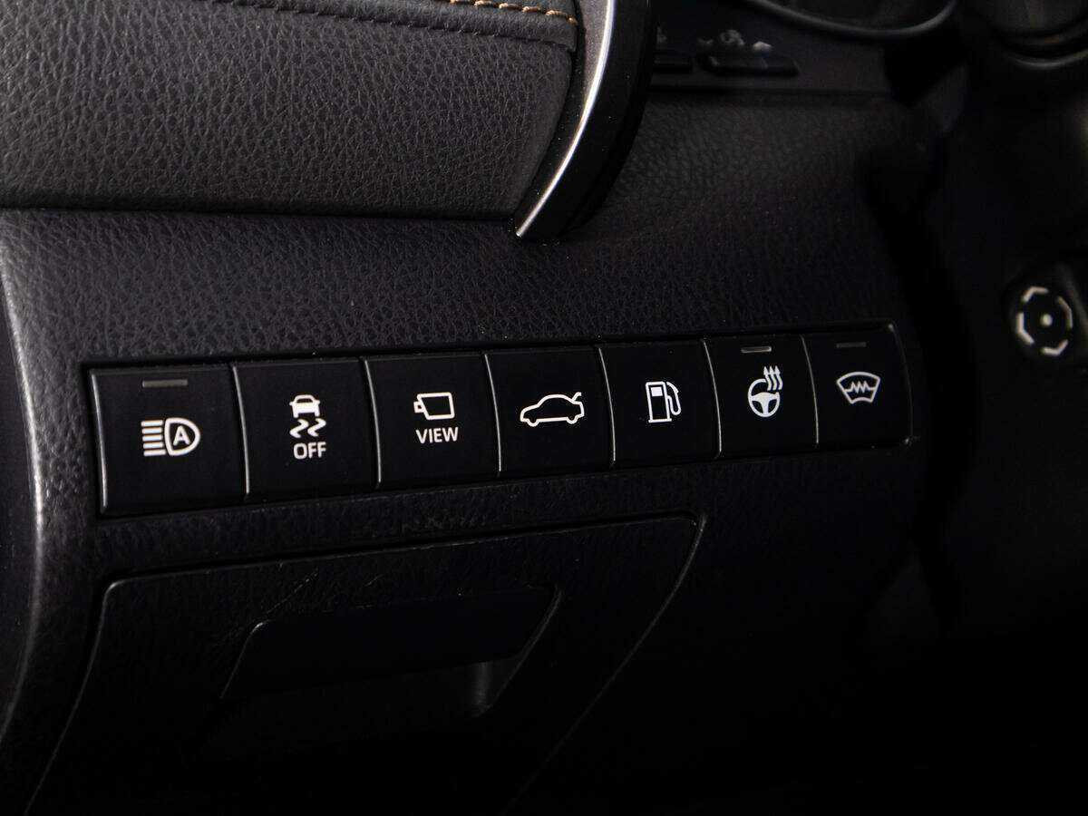 Купить Toyota Camry с пробегом. Фото: #23