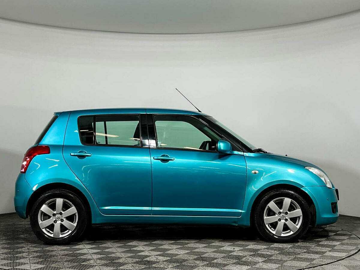 Купить Suzuki Swift с пробегом. Фото: #3