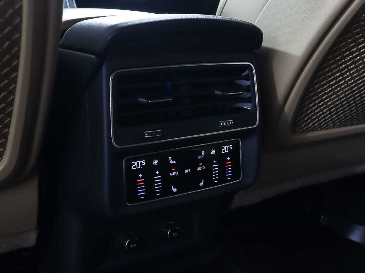 Купить Audi Q7 с пробегом. Фото: #21