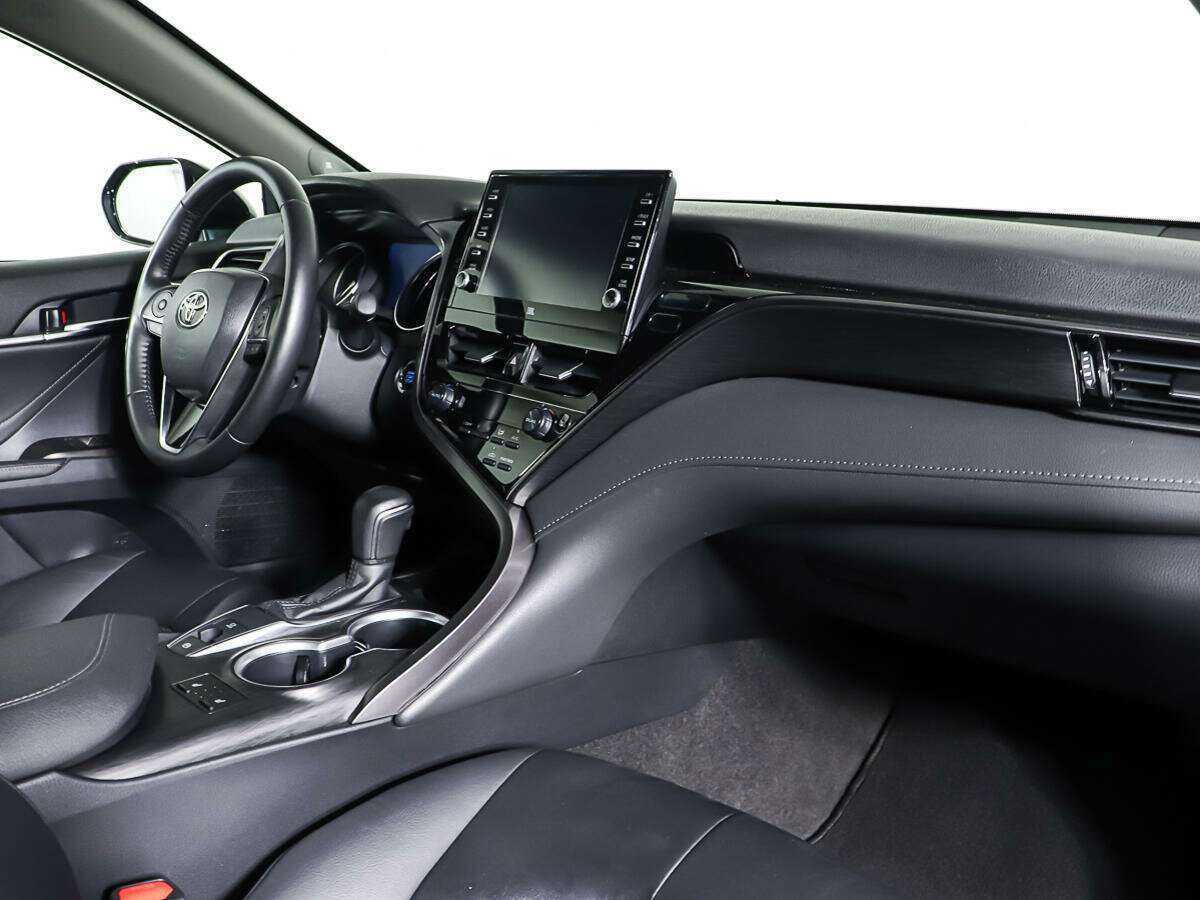 Купить Toyota Camry с пробегом. Фото: #7