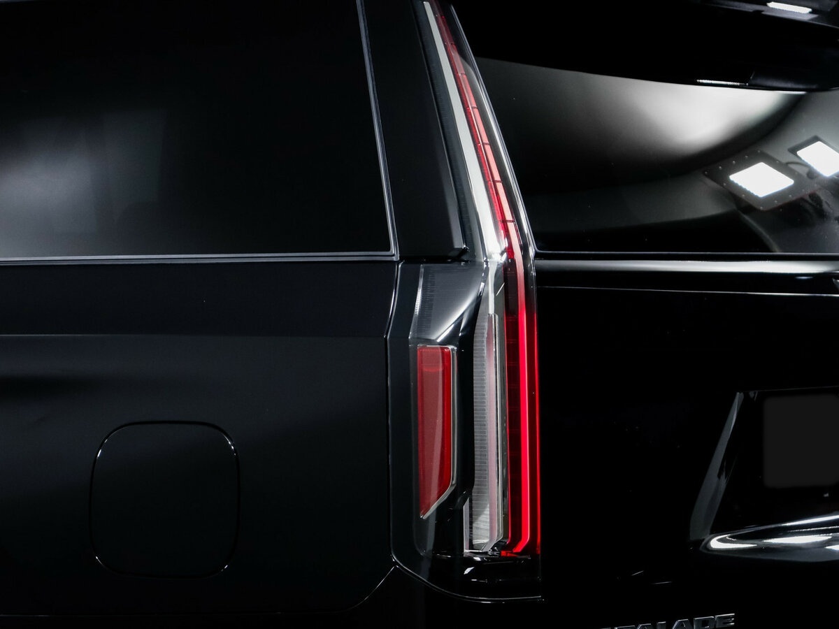 Купить Cadillac Escalade с пробегом. Фото: #16