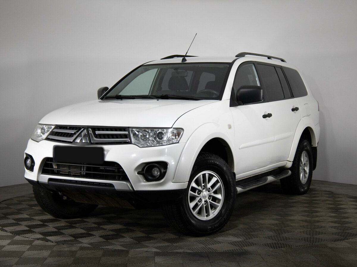 Купить Mitsubishi Pajero Sport с пробегом. Посмотреть фото