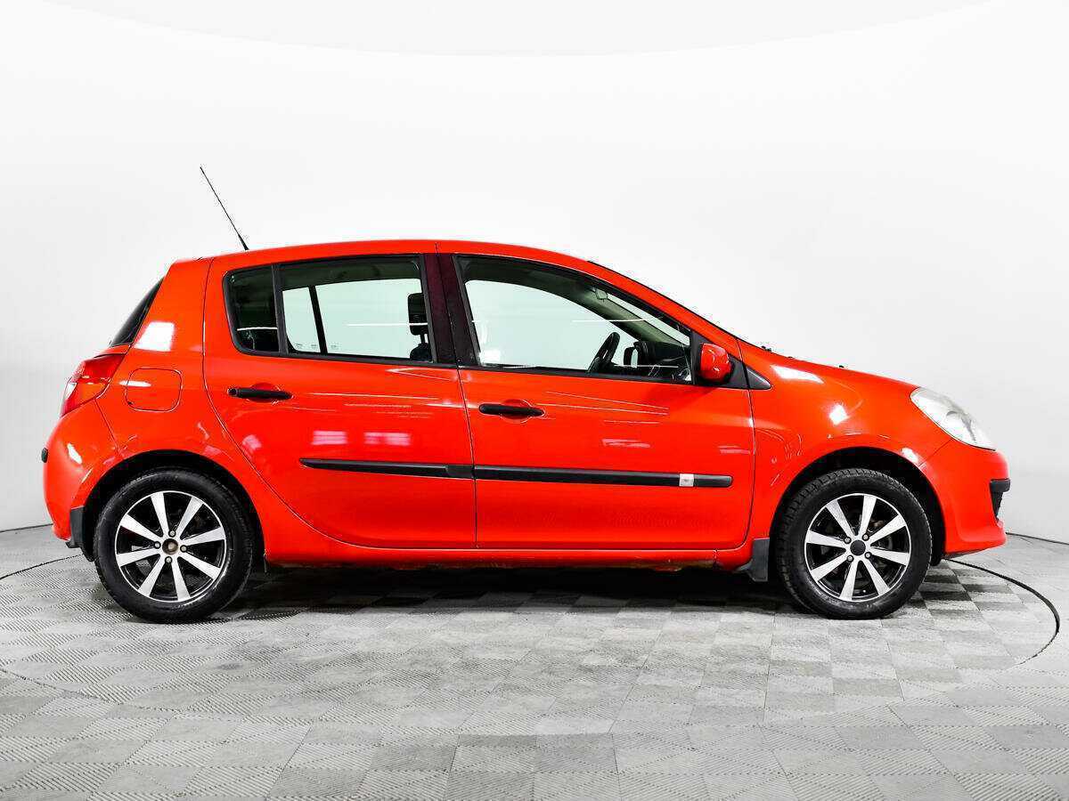 Купить Renault Clio с пробегом. Фото: #3