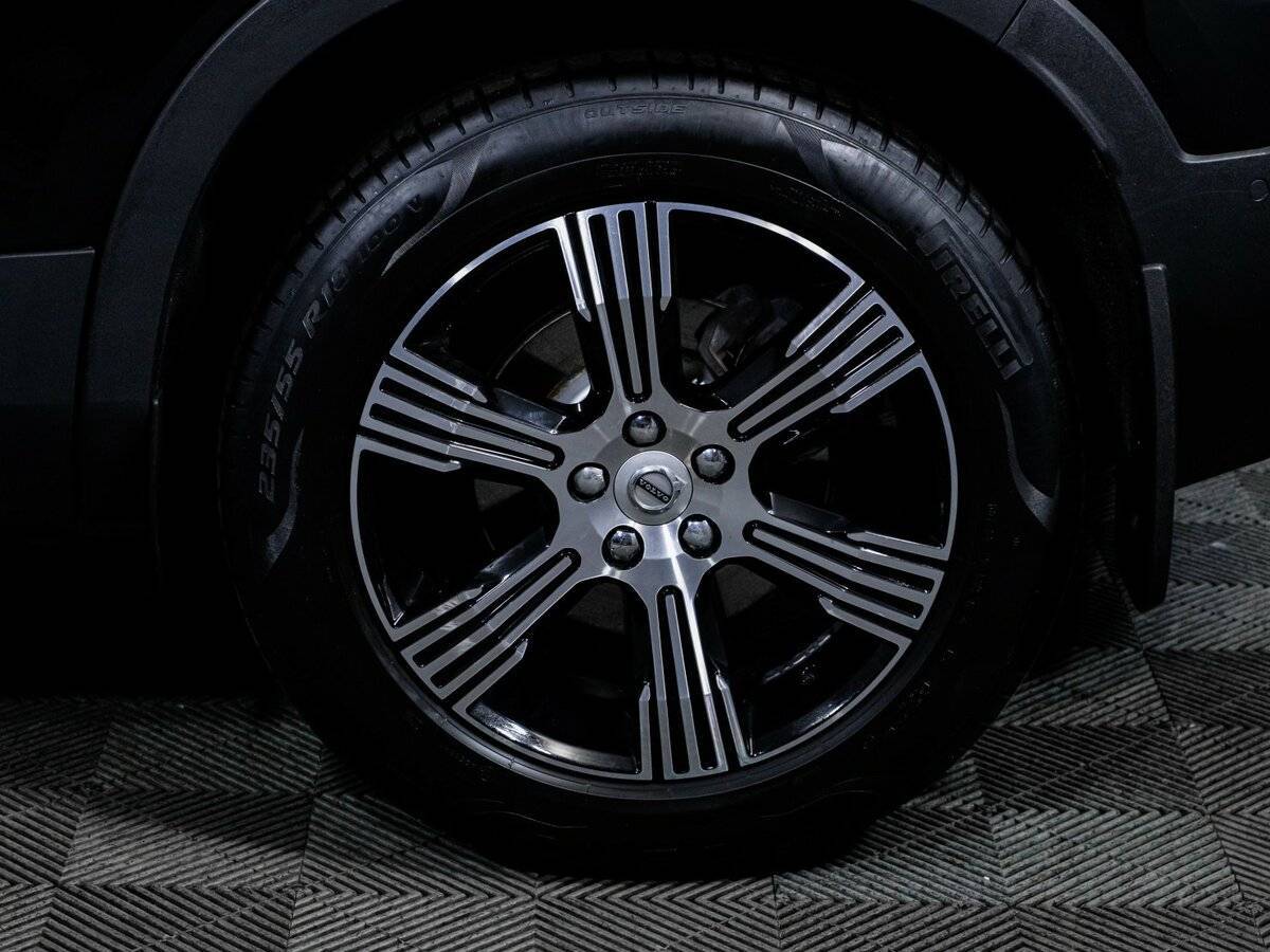 Купить Volvo XC40 с пробегом. Фото: #14