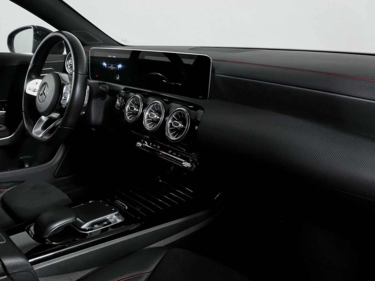 Купить Mercedes-Benz CLA с пробегом. Фото: #8