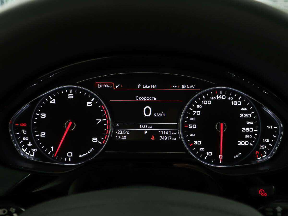 Купить Audi A8 с пробегом. Фото: #14
