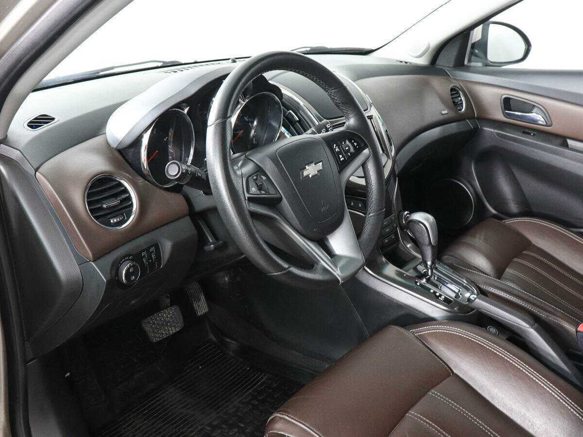 Купить Chevrolet Cruze с пробегом. Фото: #6