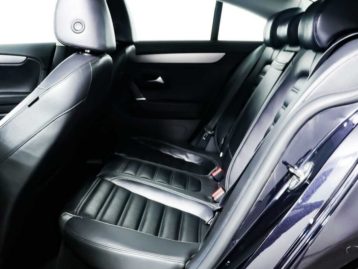 Купить Volkswagen Passat CC с пробегом. Фото: #10
