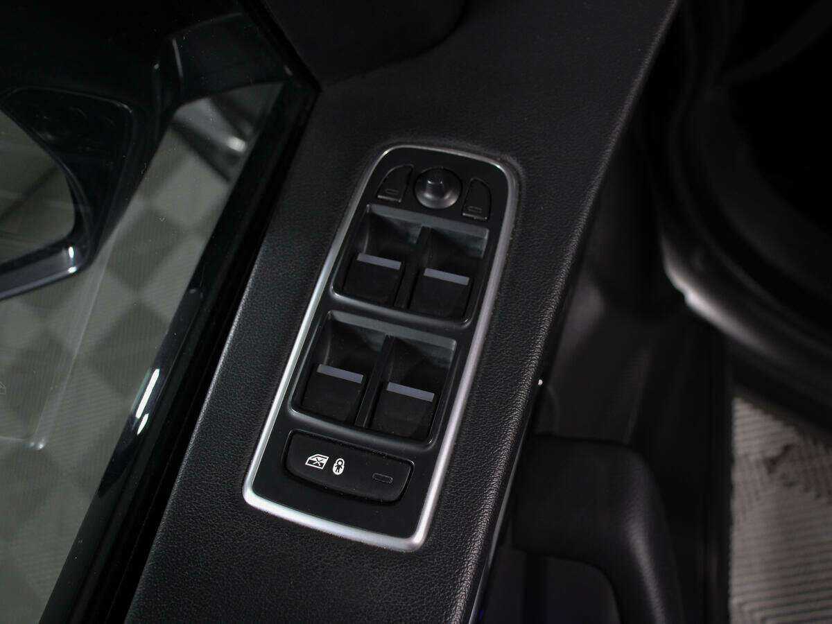 Купить Jaguar F-Pace с пробегом. Фото: #13