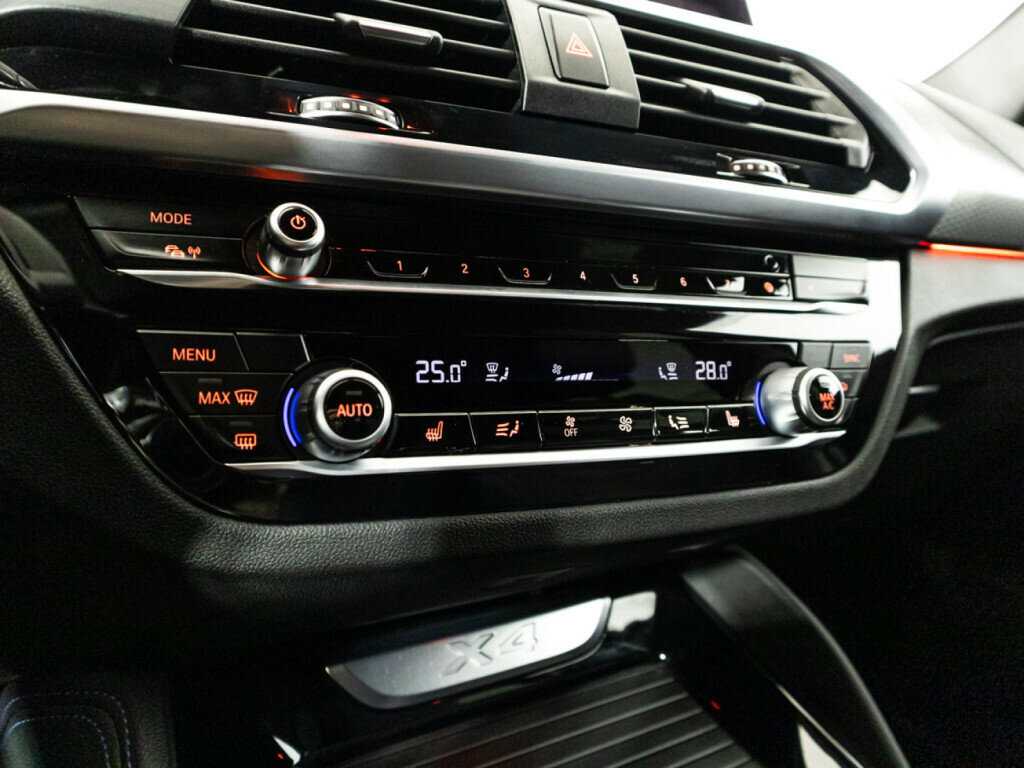 Купить BMW X4 с пробегом. Фото: #21