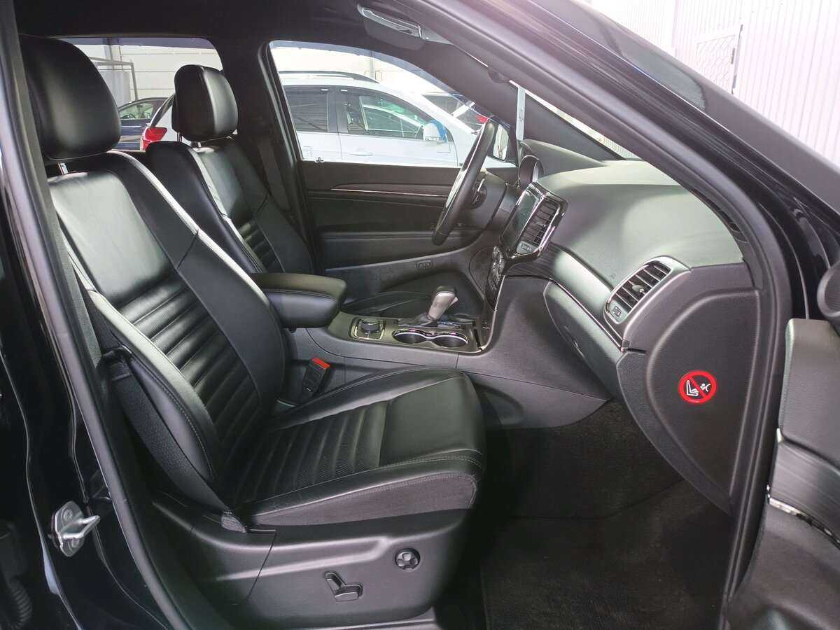 Купить Jeep Grand Cherokee с пробегом. Фото: #16