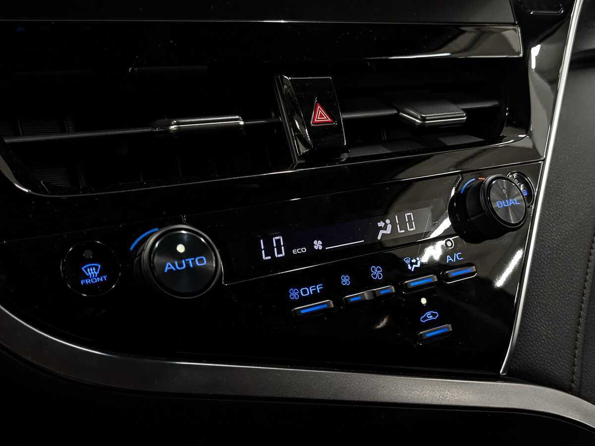 Купить Toyota Camry с пробегом. Фото: #20
