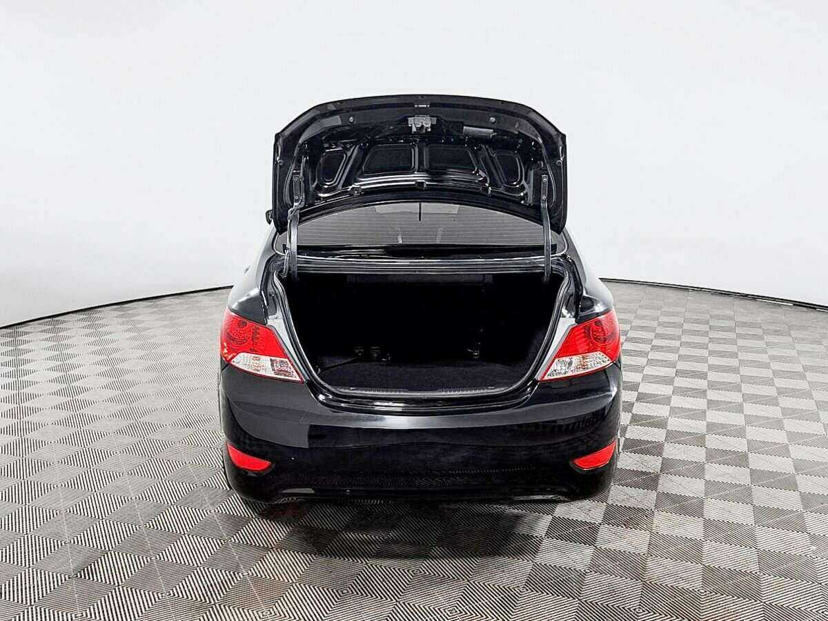 Купить Hyundai Solaris с пробегом. Фото: #7