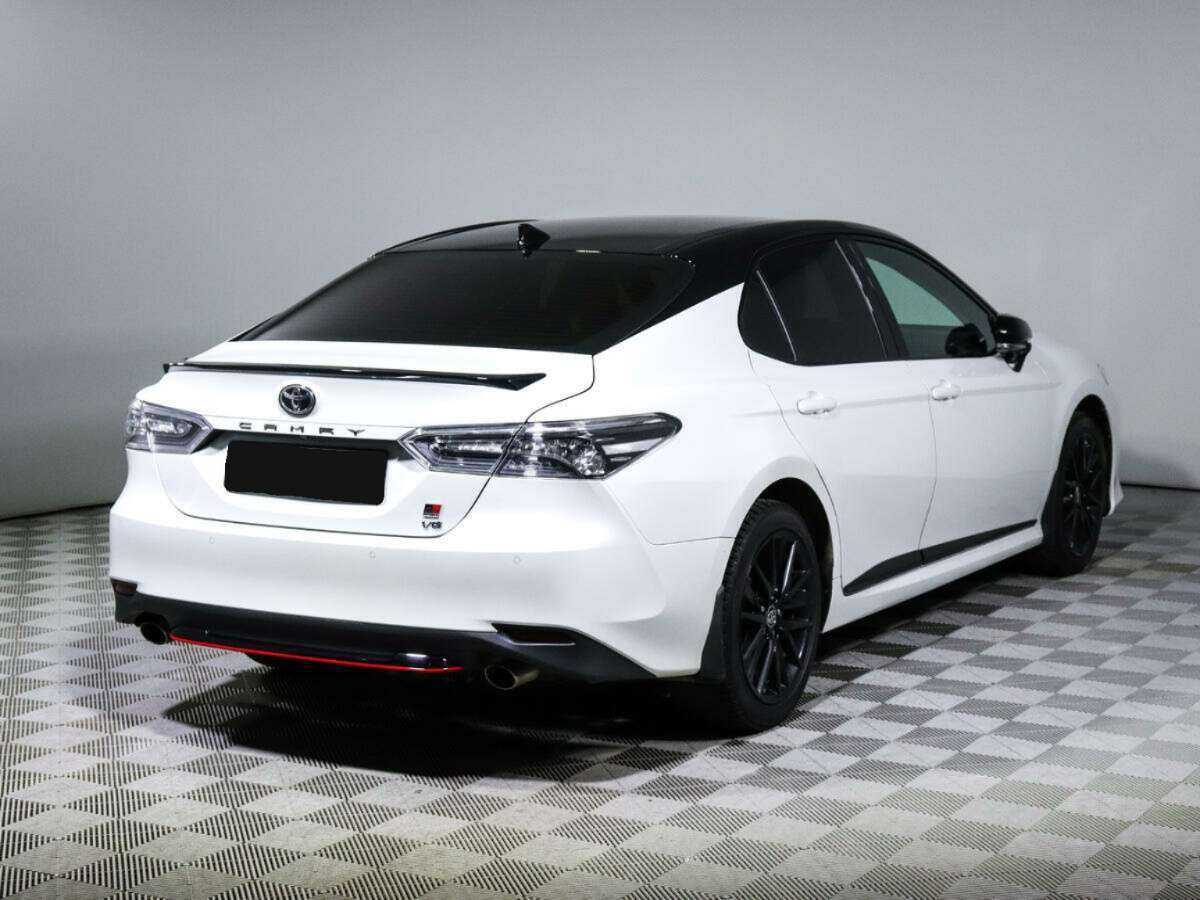 Купить Toyota Camry с пробегом. Фото: #3