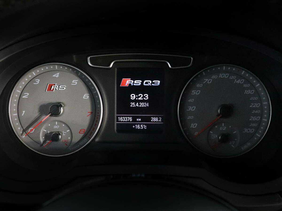 Купить Audi RS Q3 с пробегом. Фото: #10
