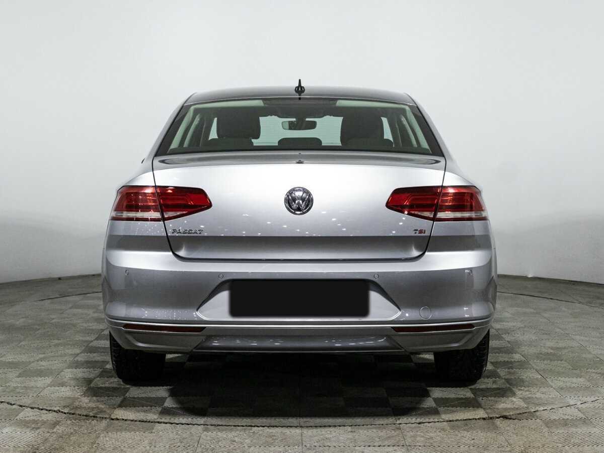Купить Volkswagen Passat с пробегом. Фото: #5