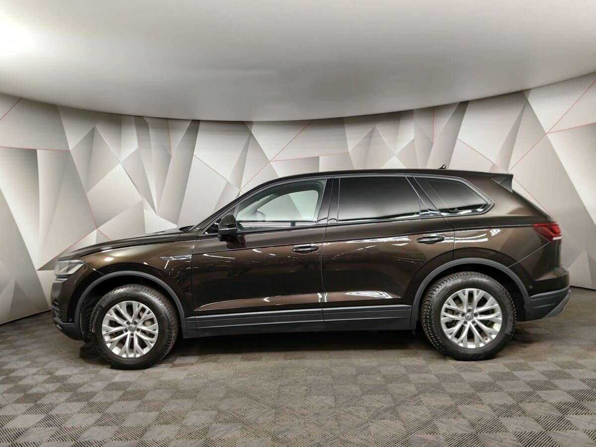 Купить Volkswagen Touareg с пробегом. Фото: #4