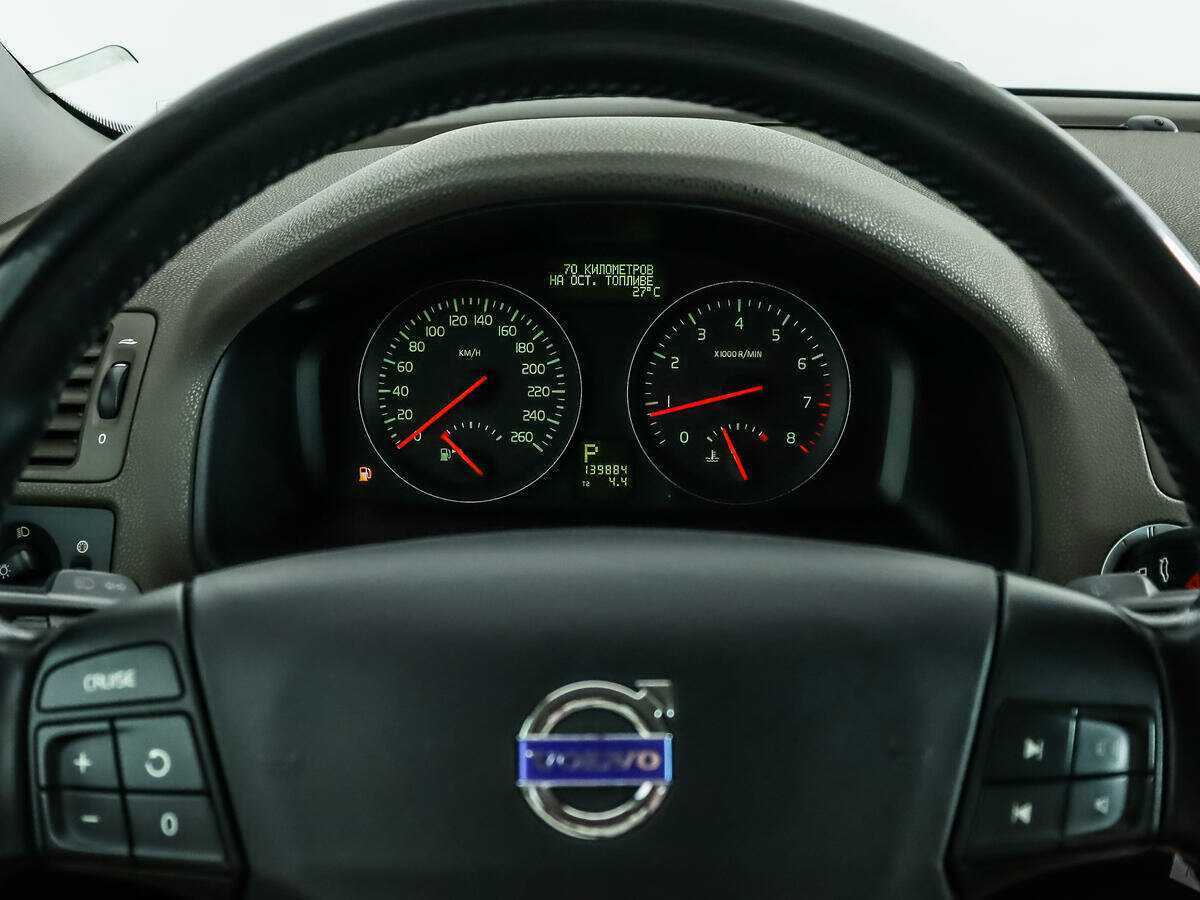 Купить Volvo S40 с пробегом. Фото: #17