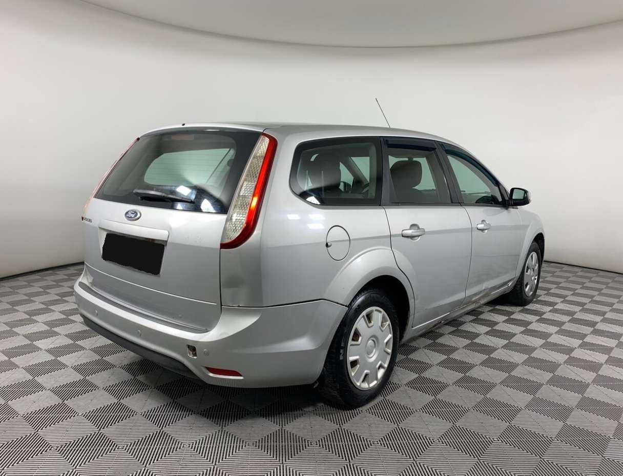 Купить Ford Focus с пробегом. Фото: #4