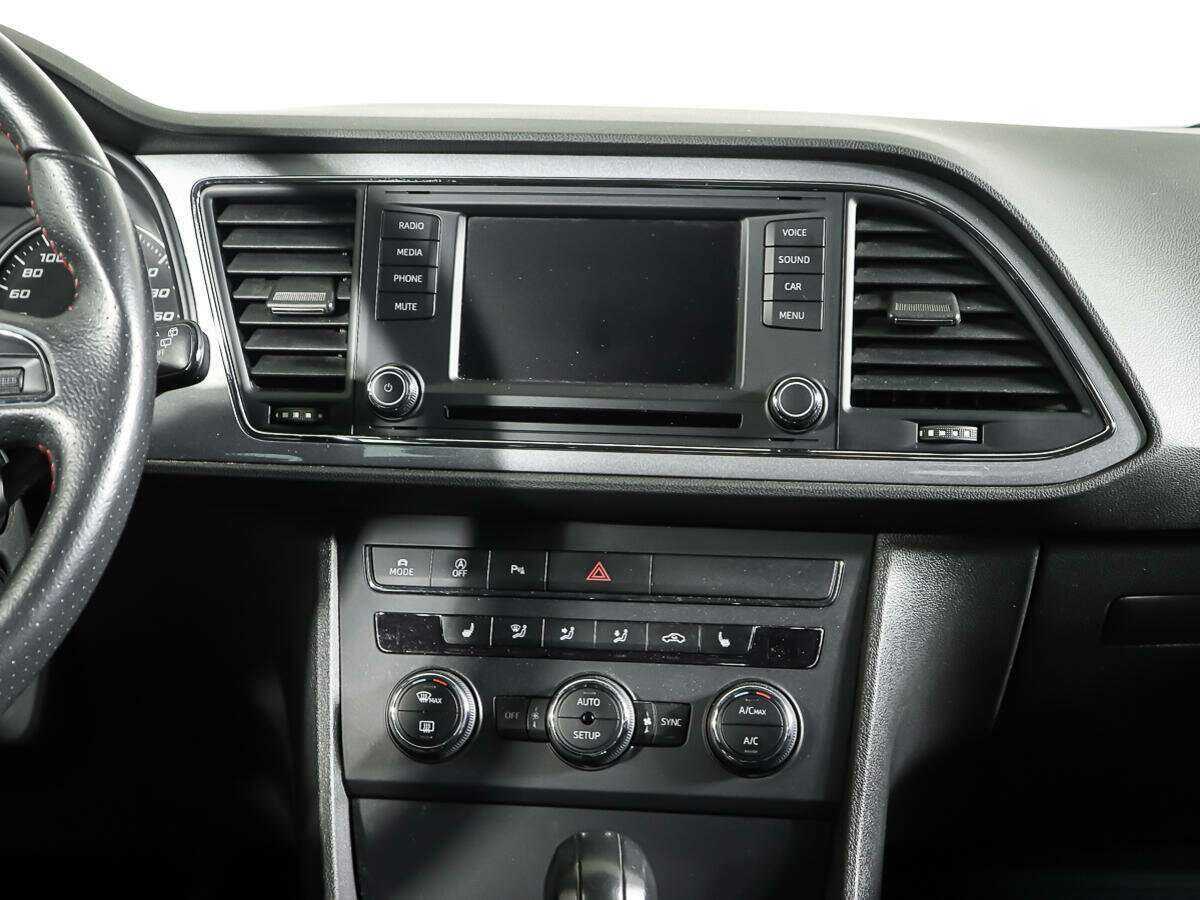 Купить SEAT Leon с пробегом. Фото: #7