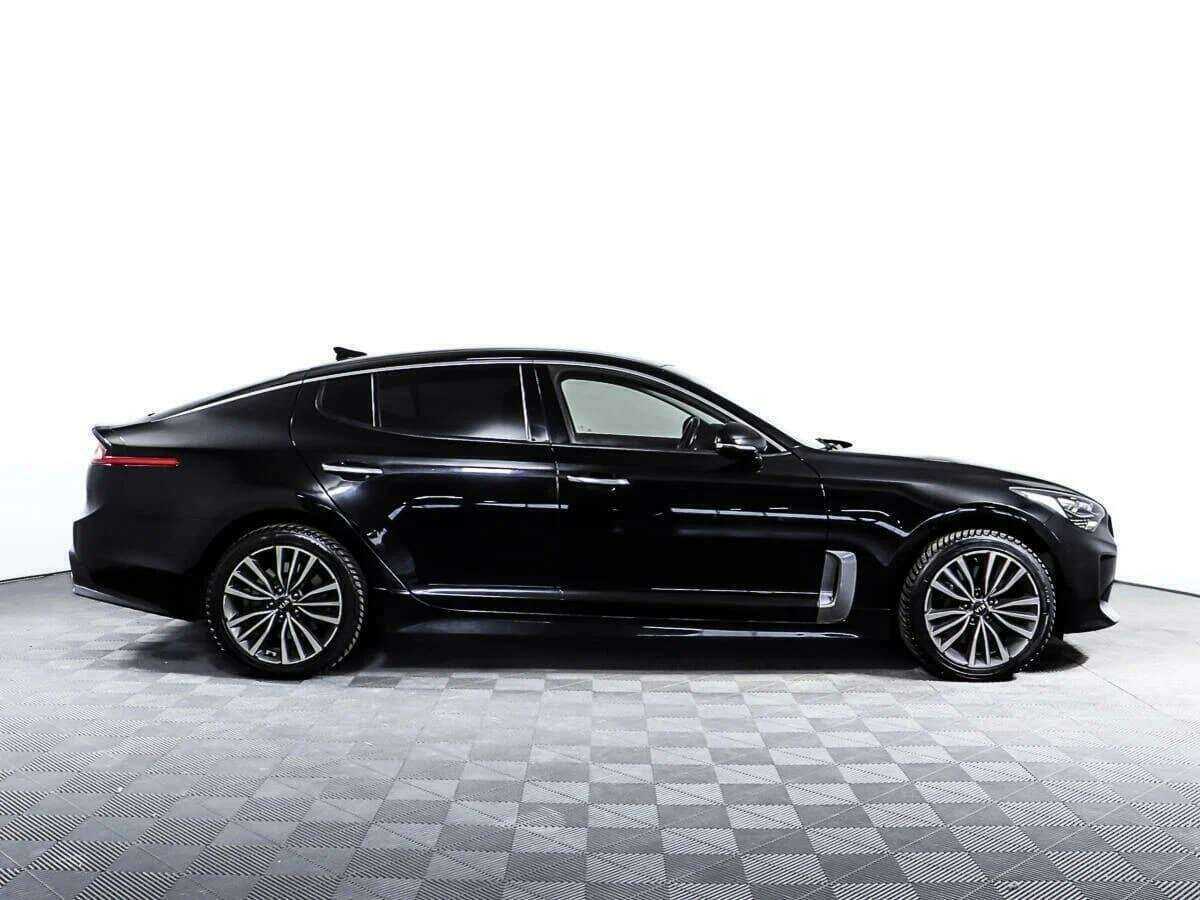 Купить Kia Stinger с пробегом. Фото: #3