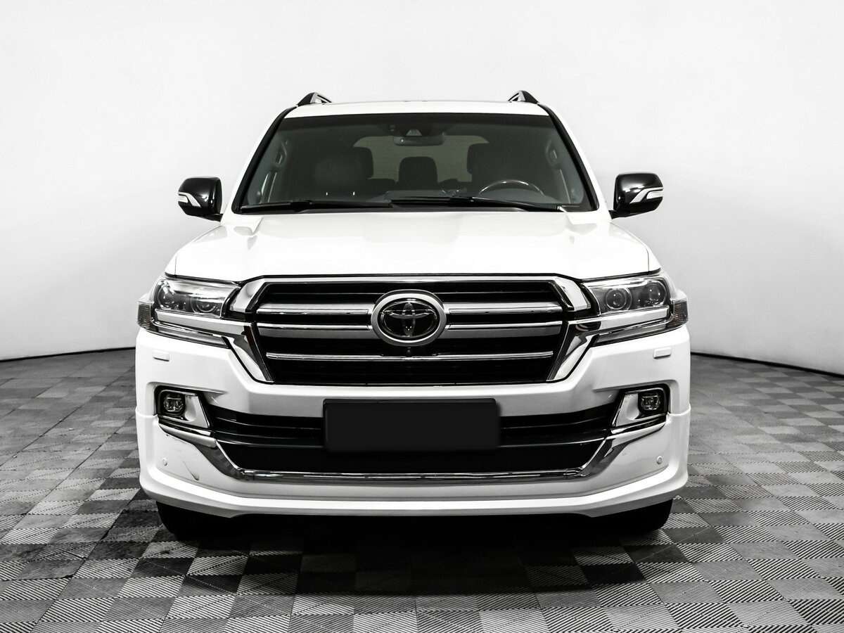 Купить Toyota Land Cruiser с пробегом. Фото: #1