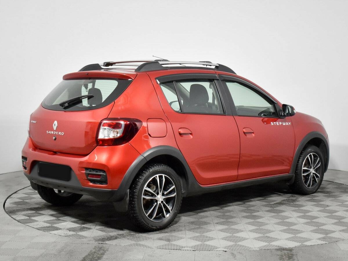 Купить Renault Sandero с пробегом. Фото: #4