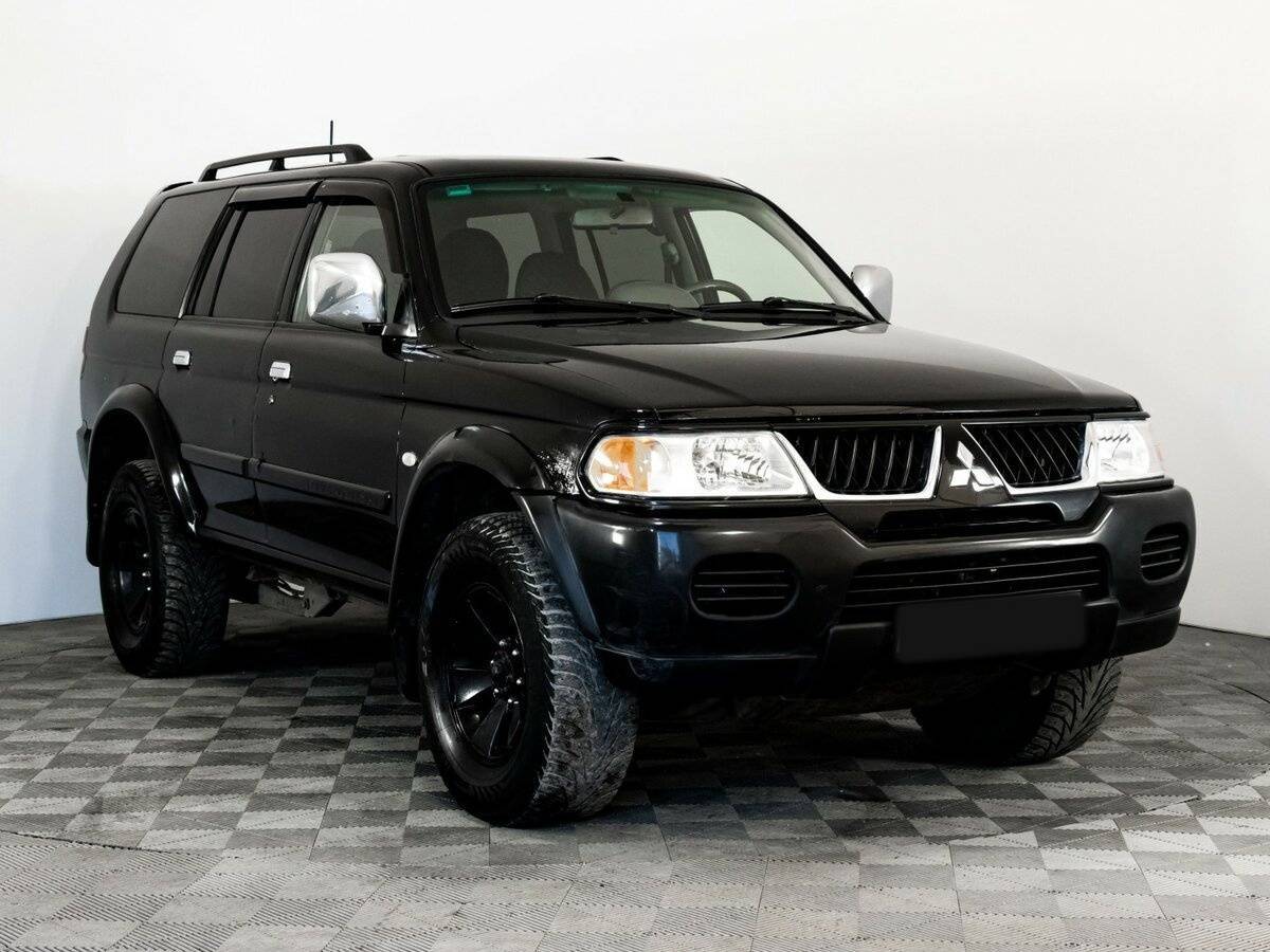 Купить Mitsubishi Pajero Sport с пробегом. Фото: #2