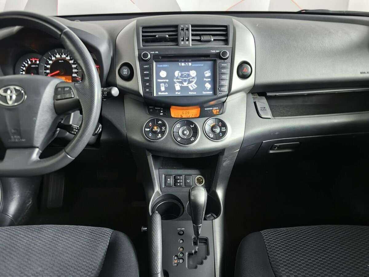 Купить Toyota RAV4 с пробегом. Фото: #10